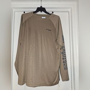 Columbia Men's Beige Long Sleeve Tee